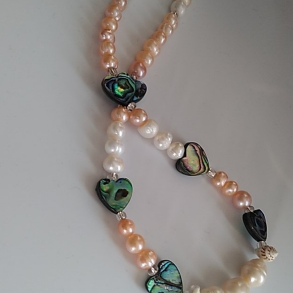 Seashell and pearl choker - Picture 2 of 4